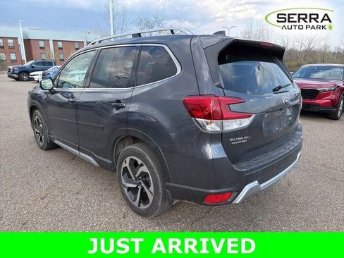 Used 2022 Subaru Forester Touring w/ Popular Package #2 image 4