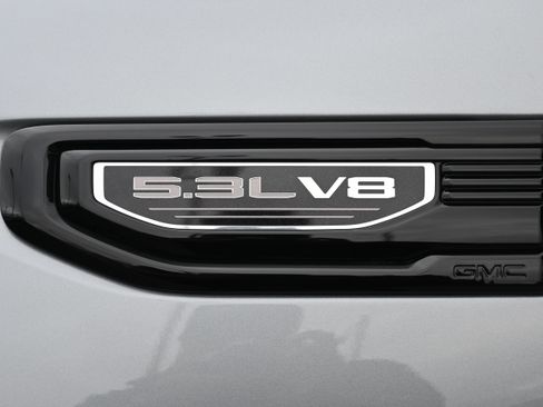 Used 2025 GMC Sierra 1500 Elevation image 33