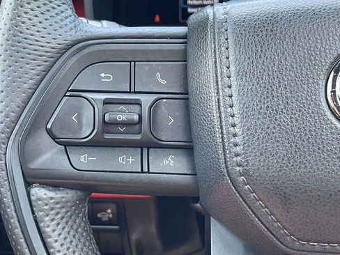 Used 2025 Toyota Tundra TRD Pro AWD/4WD image 30