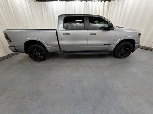 Used 2022 RAM 1500 Laramie AWD/4WD image 7