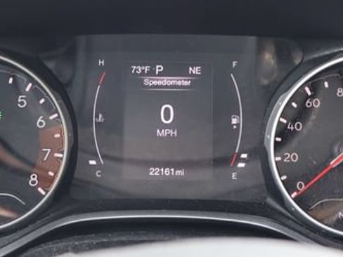 Used 2020 Jeep Compass Latitude AWD/4WD image 13