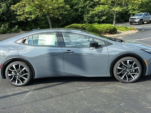 New 2026 Toyota Prius Plug-In Hybrid w/ Limited Premium Package FWD image 25