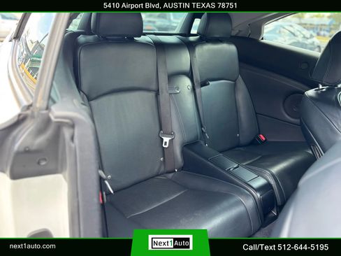 Used 2011 Lexus IS 350C image 32