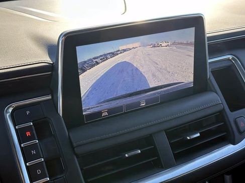 Used 2021 GMC Yukon SLE w/ Gmc Pro Safety Plus Package image 23