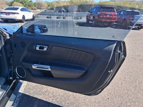 Used 2018 Ford Mustang Premium image 9
