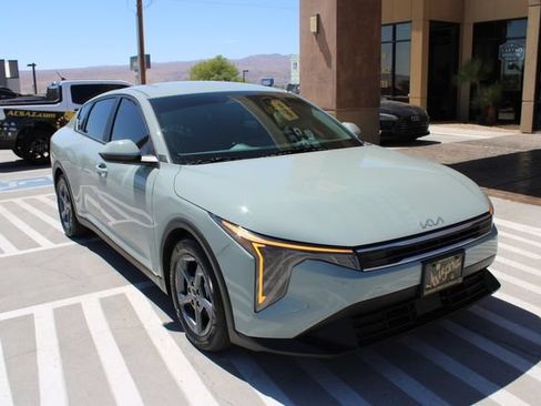 Used 2025 Kia K4 FWD image 10