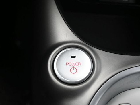 Used 2016 Kia Soul EV + FWD image 18
