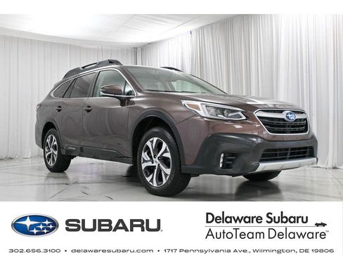 Used 2020 Subaru Outback Limited image 1