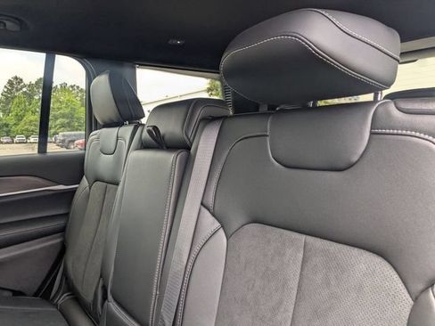 New 2026 Jeep Grand Cherokee L 2WD image 28