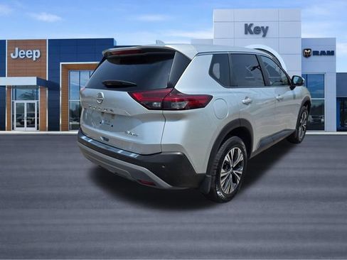Used 2023 Nissan Rogue SV AWD/4WD image 4