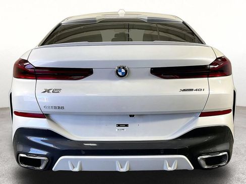 Used 2025 BMW X6 xDrive40i w/ Climate Comfort Package AWD/4WD image 6