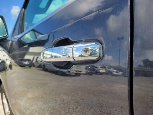 Used 2023 Chevrolet Silverado 1500 LTZ w/ Z71 Off-Road Package AWD/4WD image 9