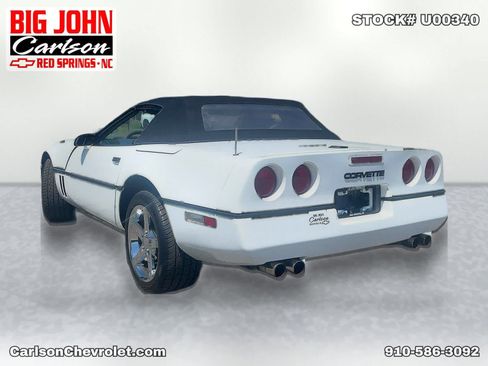 Used 1989 Chevrolet Corvette Convertible RWD image 5