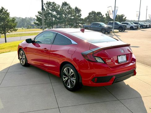 Used 2016 Honda Civic EX-T image 4