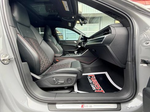 Used 2022 Audi RS 6 image 43