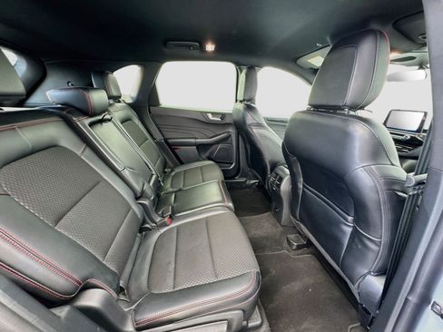 Used 2025 Ford Escape ST-Line FWD image 18