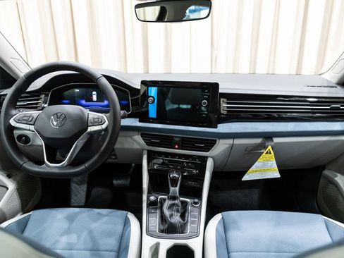 New 2026 Volkswagen Jetta SE FWD image 14