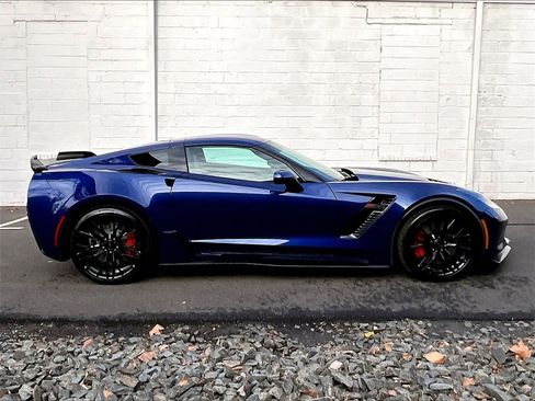 Used 2016 Chevrolet Corvette Z06 w/ 2LZ Preferred Equipment Group image 6