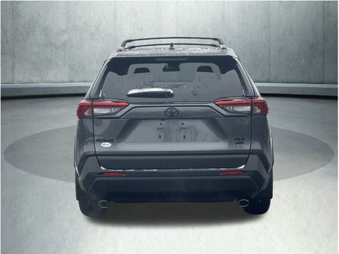 Used 2023 Toyota RAV4 XLE w/ Convenience Package image 9