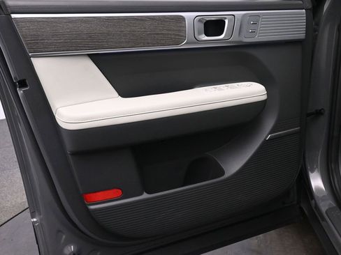 Used 2024 Hyundai Santa Fe Limited image 10