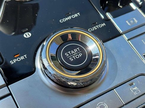 New 2025 Bentley Flying Spur Speed image 40