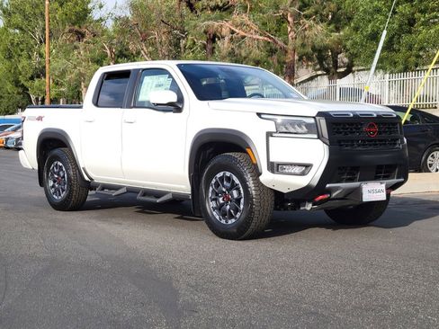 New 2026 Nissan Frontier PRO-4X w/ Pro Premium Package image 15