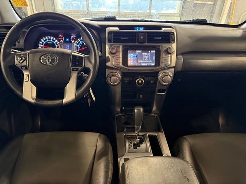 Used 2015 Toyota 4Runner SR5 Premium RWD image 7