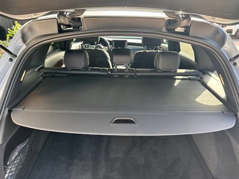 Used 2021 Mercedes-Benz GLC 300 image 8