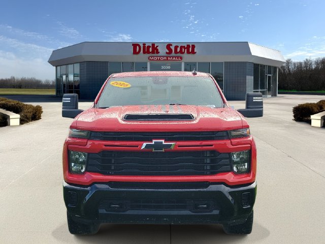 Used 2025 Chevrolet Silverado 2500 Custom w/ Custom Value Package AWD/4WD image 2