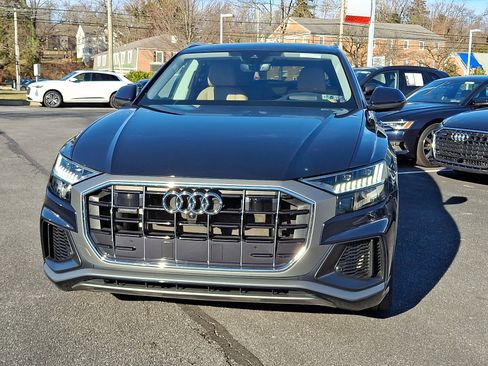 Used 2023 Audi Q8 Prestige image 2