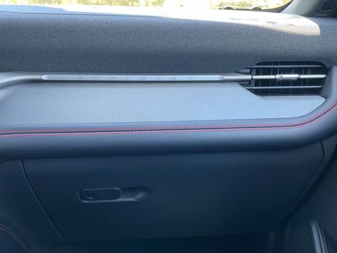 New 2026 Ford Explorer ST-Line w/ ST-Line Street Pack image 42