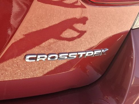 Used 2018 Subaru Crosstrek 2.0i Limited image 30