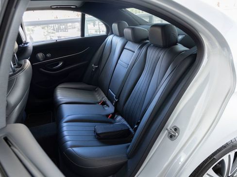 Used 2019 Mercedes-Benz E 300 image 20