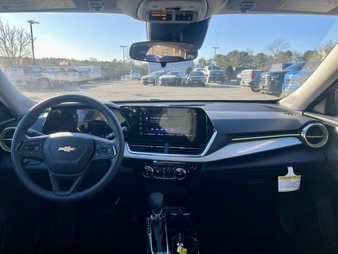 New 2026 Chevrolet Trax LT image 20