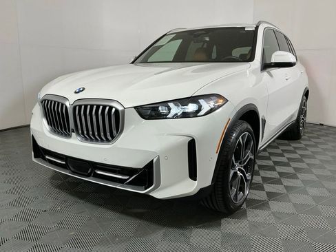 Certified 2024 BMW X5 sDrive40i w/ Parking Assistance Package RWD image 25