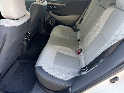 Used 2025 Subaru Outback Premium w/ Popular Package #1A image 28