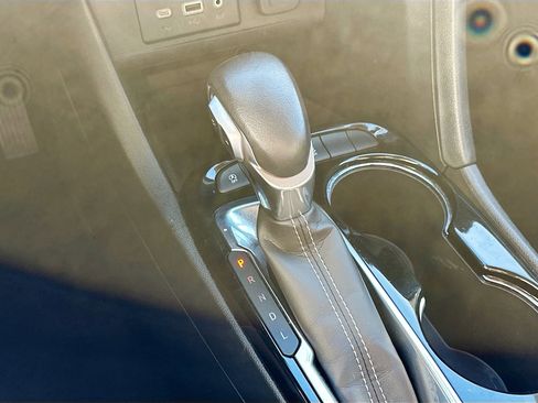 Used 2023 Buick Encore GX Preferred image 23