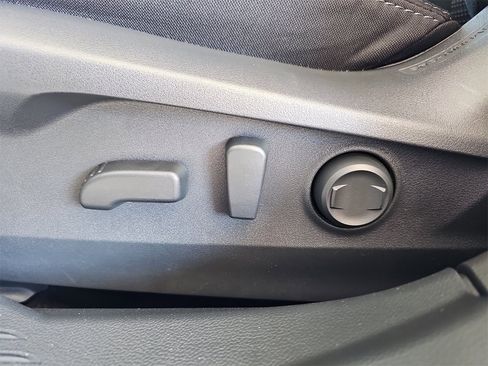 New 2025 Subaru Outback Premium image 28