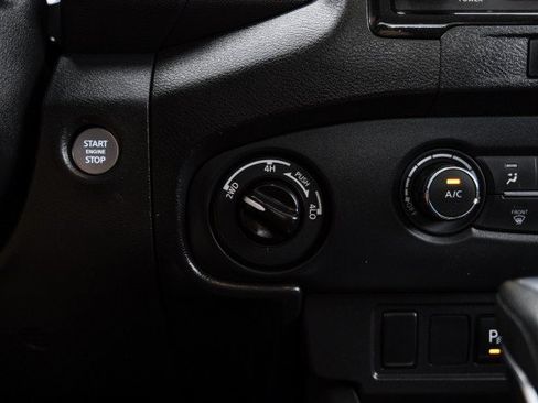 Used 2022 Nissan Frontier S w/ Technology Package AWD/4WD image 25