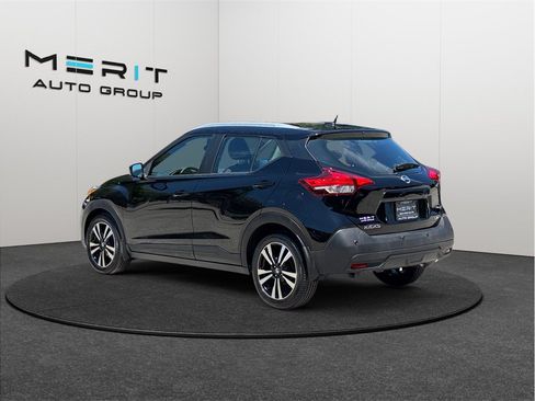 Used 2020 Nissan Kicks SV FWD image 7
