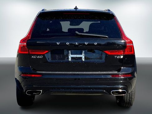 Used 2021 Volvo XC60 T6 R-Design image 3