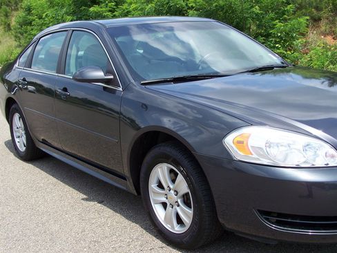 Used 2014 Chevrolet Impala Limited LS image 33