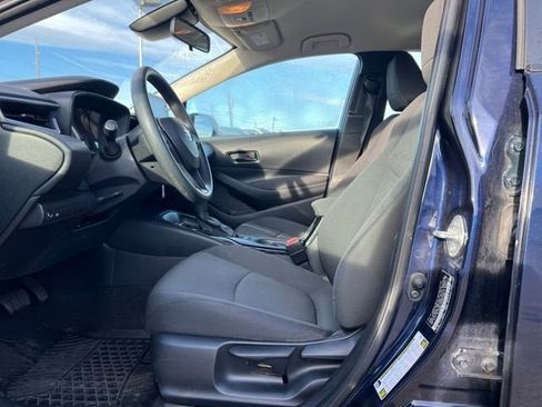 Used 2022 Toyota Corolla LE image 13