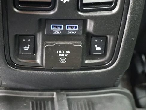 Used 2023 Dodge Durango GT image 14