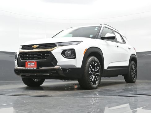 Used 2023 Chevrolet TrailBlazer ACTIV image 27