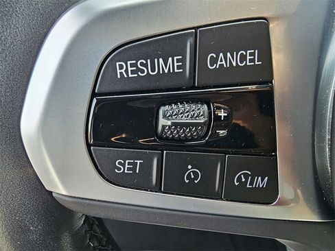 Used 2023 BMW X5 xDrive40i w/ M Sport Package image 20