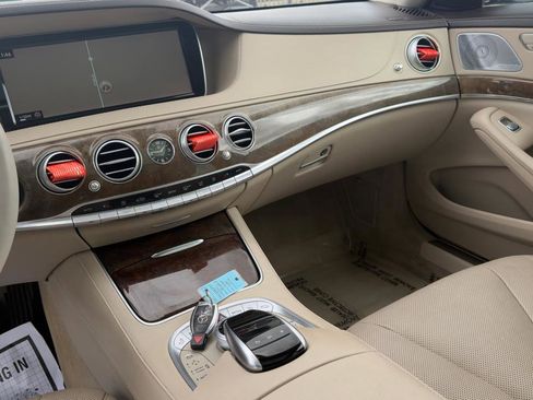 Used 2015 Mercedes-Benz S 550 4dr Sdn S 550 4MATIC image 24