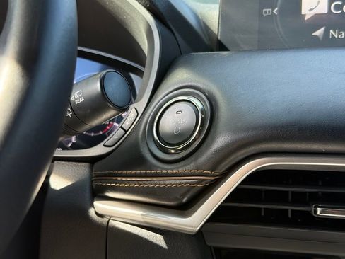 Used 2024 MAZDA CX-90 Plug-In Hybrid w/ Premium Plus AWD/4WD image 28