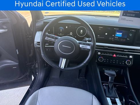 Certified 2025 Hyundai Santa Cruz Limited AWD/4WD image 16