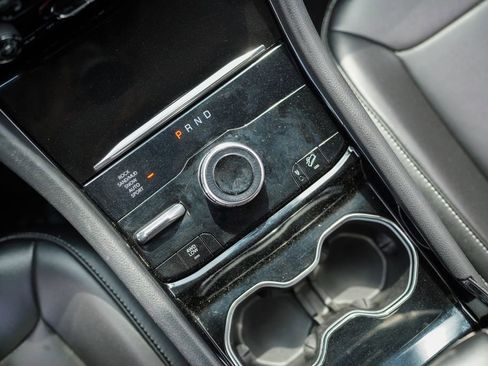 Used 2023 Jeep Grand Cherokee 4WD 4xe image 36